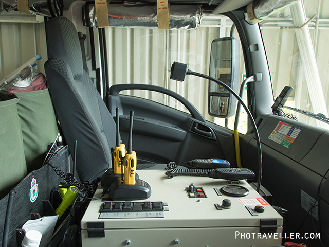 消防車内 inside of fire truck